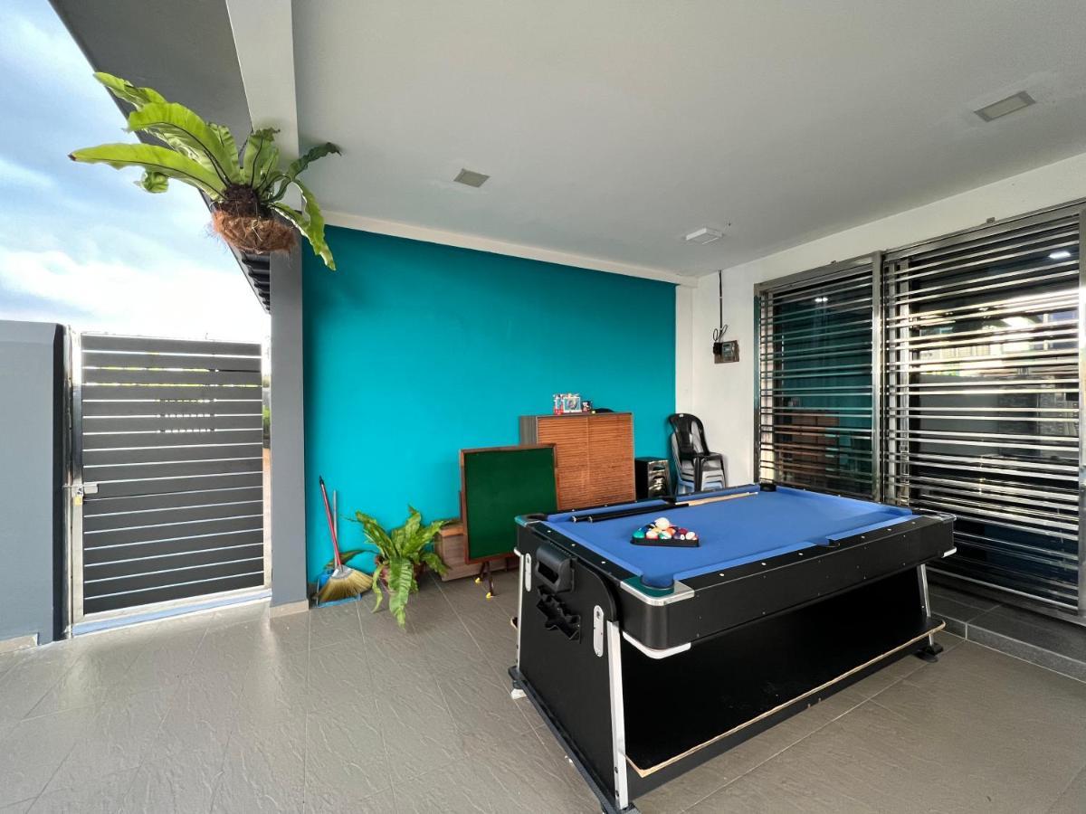 Вілла D Niice Garden View With Private Pool Bukit Indah, Джохор-Бару Екстер'єр фото